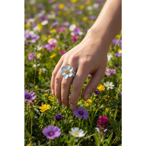 Clover Silver & Gold Flower Stretch Ring